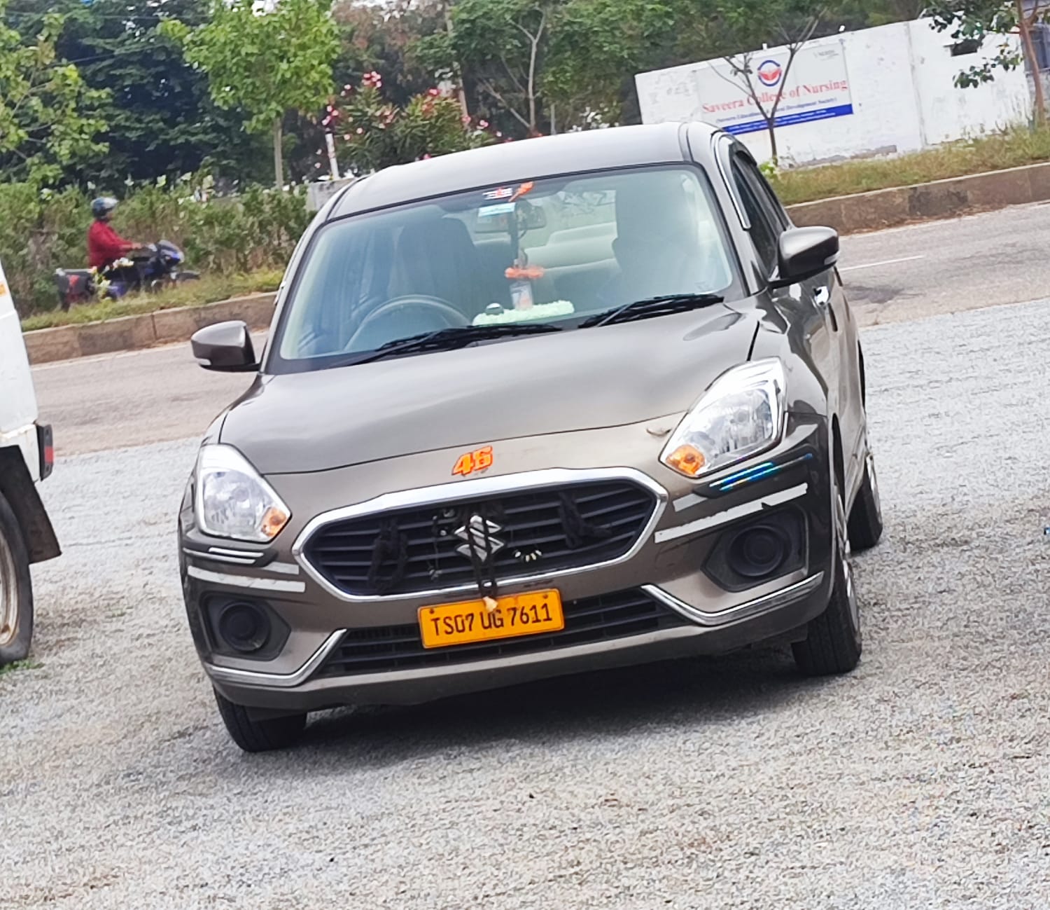 sedan car 4 seater on rent with driver